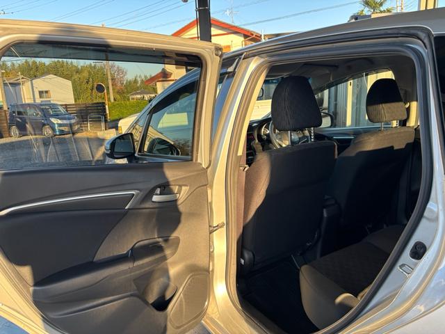 フィット 13G・Lパッケージ バックカメラ ETC(29枚目)