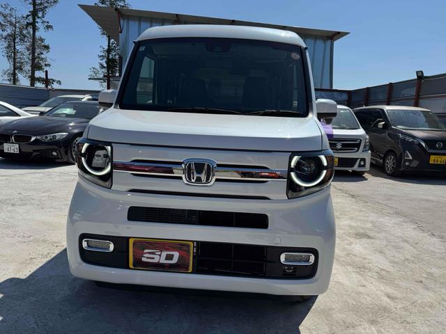 Ｎ－ＶＡＮ＋スタイル ファン・ターボ　ＦＵＮ　ターボ　ナビ装着用　クリアランスソナー　オートクルーズコントロール　レーンアシスト　ナビ　ＴＶ　バックカメラ　スマートキー　アイドリングストップ　電動格納ミラー　オートライト　ＥＳＣ（2枚目）