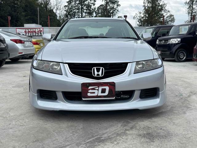 アコード ユーロR 車高調 ナビ アルミホイール HID ショットシフトMT キーレスエントリー 電動格納ミラー 盗難防止システム CD DVD再生 衝突安全ボディ ABS エアコン パワーステアリング(2枚目)