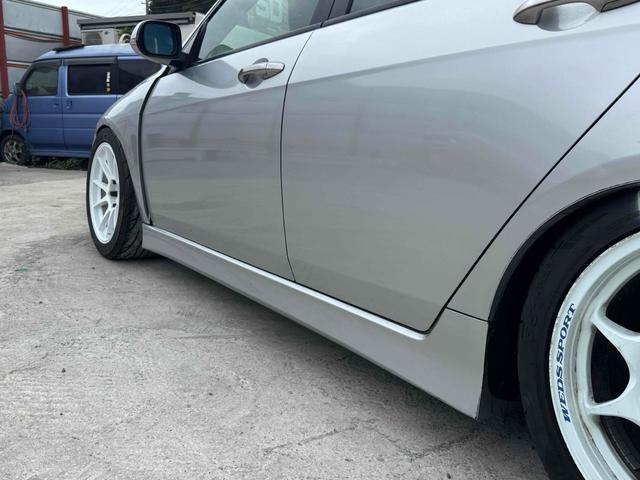 アコード ユーロR 車高調 ナビ アルミホイール HID ショットシフトMT キーレスエントリー 電動格納ミラー 盗難防止システム CD DVD再生 衝突安全ボディ ABS エアコン パワーステアリング(14枚目)