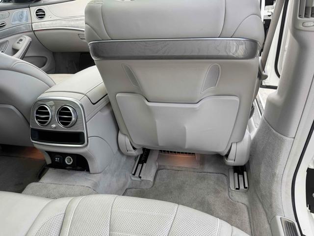 Sクラス S400hエクスクルーシブ ホワイト内装限定車 ドライブレコーダー ETC クリアランスソナー レーンアシスト 全周囲カメラ ナビ TV アルミホイール Pサンルーフ シートヒーター シートエアコン スマートキー(63枚目)