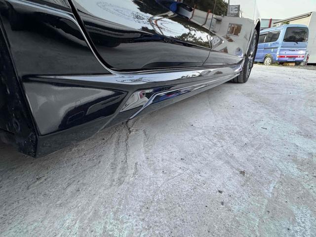 カローラ ハイブリッド ダブルバイビー レーンアシスト オートクルーズコントロール 衝突被害軽減システム バックカメラ ナビ アルミホイール オートマチックハイビーム LEDヘッドランプ CVT シートヒーター スマートキー(10枚目)