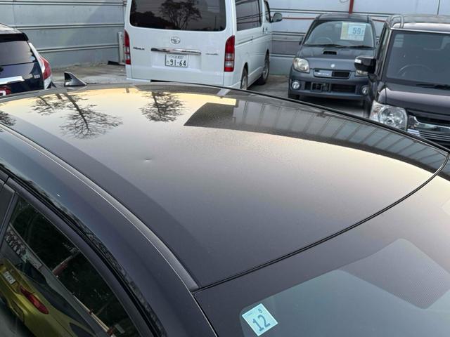 カローラ ハイブリッド ダブルバイビー レーンアシスト オートクルーズコントロール 衝突被害軽減システム バックカメラ ナビ アルミホイール オートマチックハイビーム LEDヘッドランプ CVT シートヒーター スマートキー(14枚目)