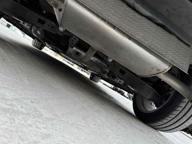 カローラ ハイブリッド ダブルバイビー レーンアシスト オートクルーズコントロール 衝突被害軽減システム バックカメラ ナビ アルミホイール オートマチックハイビーム LEDヘッドランプ CVT シートヒーター スマートキー(23枚目)