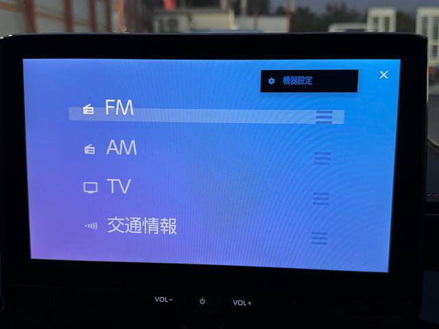 カローラ ハイブリッド ダブルバイビー レーンアシスト オートクルーズコントロール 衝突被害軽減システム バックカメラ ナビ アルミホイール オートマチックハイビーム LEDヘッドランプ CVT シートヒーター スマートキー(37枚目)