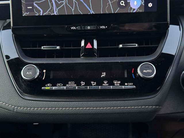 カローラ ハイブリッド ダブルバイビー レーンアシスト オートクルーズコントロール 衝突被害軽減システム バックカメラ ナビ アルミホイール オートマチックハイビーム LEDヘッドランプ CVT シートヒーター スマートキー(41枚目)