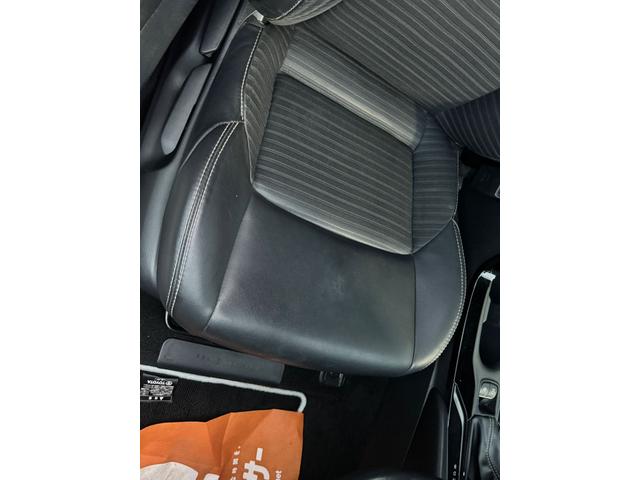 カローラ ハイブリッド ダブルバイビー レーンアシスト オートクルーズコントロール 衝突被害軽減システム バックカメラ ナビ アルミホイール オートマチックハイビーム LEDヘッドランプ CVT シートヒーター スマートキー(49枚目)