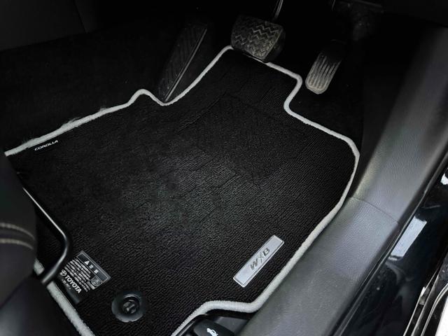 カローラ ハイブリッド ダブルバイビー レーンアシスト オートクルーズコントロール 衝突被害軽減システム バックカメラ ナビ アルミホイール オートマチックハイビーム LEDヘッドランプ CVT シートヒーター スマートキー(50枚目)