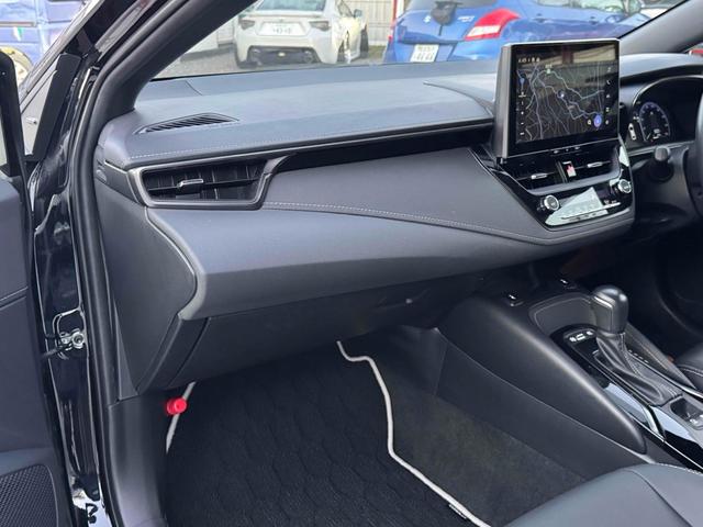 カローラ ハイブリッド ダブルバイビー レーンアシスト オートクルーズコントロール 衝突被害軽減システム バックカメラ ナビ アルミホイール オートマチックハイビーム LEDヘッドランプ CVT シートヒーター スマートキー(57枚目)