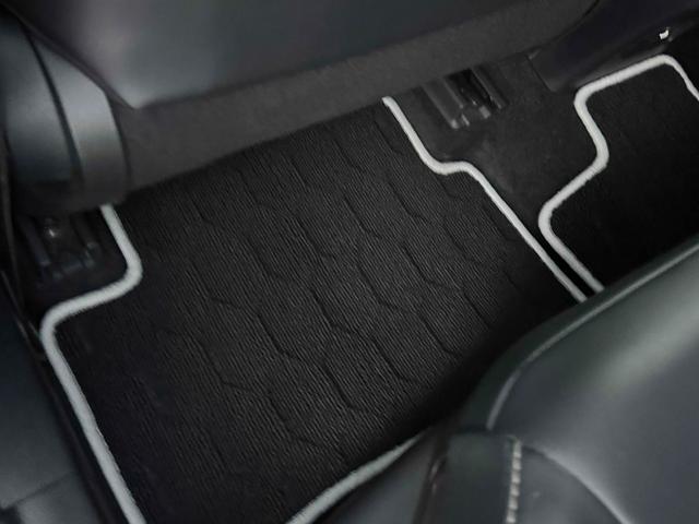 カローラ ハイブリッド ダブルバイビー レーンアシスト オートクルーズコントロール 衝突被害軽減システム バックカメラ ナビ アルミホイール オートマチックハイビーム LEDヘッドランプ CVT シートヒーター スマートキー(64枚目)