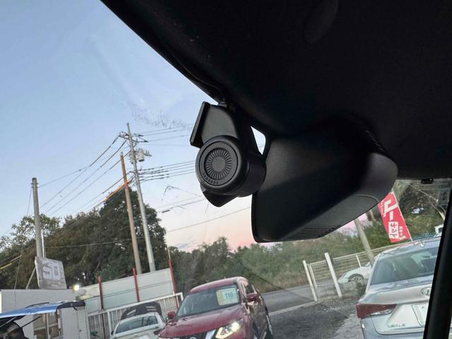 タント カスタムＲＳセレクション　ターボ　純正メモリーナビ　両側パワスラ　ハーフレザーフロントシートヒーター　アイドリングストップ　バックカメラ　ステリモ　ＥＴＣ　レーダークルーズ　全周囲カメラ　オートライト　ＬＥＤヘッドランプ（40枚目）