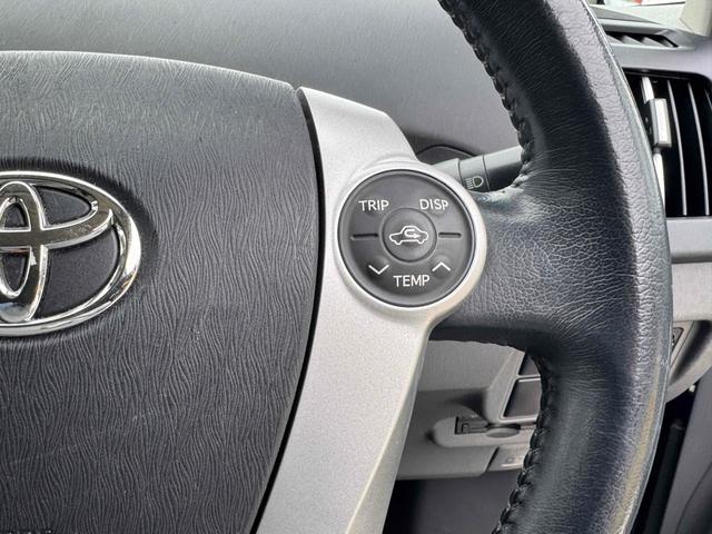 プリウス Ｇツーリングセレクション　ナビ　ＴＶ　アルミホイール　オートライト　スマートキー　電動格納ミラー　ＣＶＴ　ＣＤ　ＤＶＤ再生　ミュージックプレイヤー接続可　Ｂｌｕｅｔｏｏｔｈ　エアコン　パワーステアリング　パワーウィンドウ（15枚目）