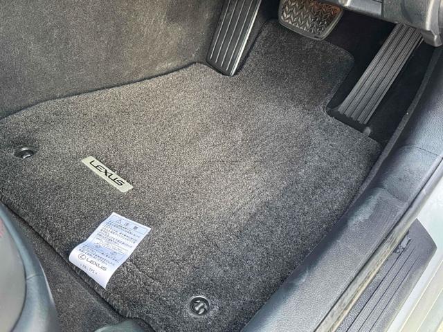 ＩＳ ＩＳ２００ｔ　中期型　ハーフレザーシート　レーンアシスト　レーダークルーズコントロール　バックカメラ　ナビ　ＴＶ　アルミホイール　オートライト　ＬＥＤヘッドランプ　ＡＴ　スマートキー　電動格納ミラー（49枚目）