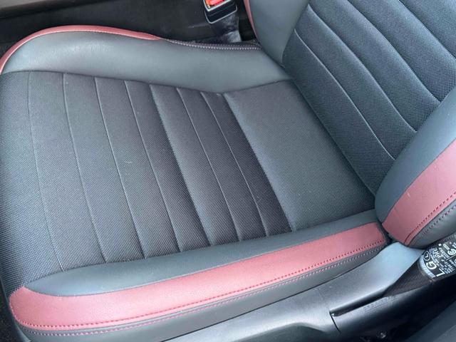 ＩＳ ＩＳ２００ｔ　中期型　ハーフレザーシート　レーンアシスト　レーダークルーズコントロール　バックカメラ　ナビ　ＴＶ　アルミホイール　オートライト　ＬＥＤヘッドランプ　ＡＴ　スマートキー　電動格納ミラー（53枚目）