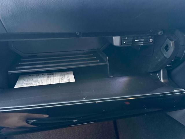 ＩＳ ＩＳ２００ｔ　中期型　ハーフレザーシート　レーンアシスト　レーダークルーズコントロール　バックカメラ　ナビ　ＴＶ　アルミホイール　オートライト　ＬＥＤヘッドランプ　ＡＴ　スマートキー　電動格納ミラー（56枚目）