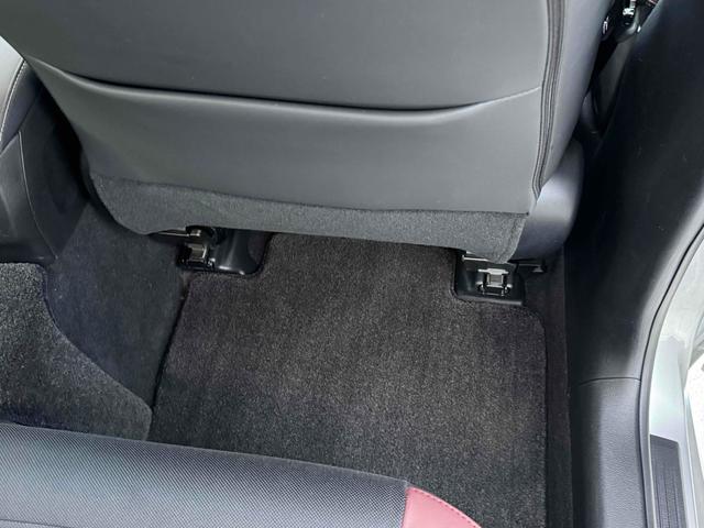 ＩＳ ＩＳ２００ｔ　中期型　ハーフレザーシート　レーンアシスト　レーダークルーズコントロール　バックカメラ　ナビ　ＴＶ　アルミホイール　オートライト　ＬＥＤヘッドランプ　ＡＴ　スマートキー　電動格納ミラー（64枚目）