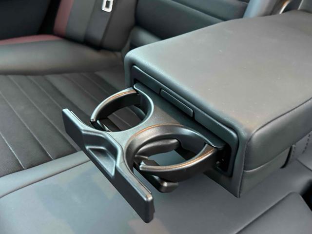 ＩＳ ＩＳ２００ｔ　中期型　ハーフレザーシート　レーンアシスト　レーダークルーズコントロール　バックカメラ　ナビ　ＴＶ　アルミホイール　オートライト　ＬＥＤヘッドランプ　ＡＴ　スマートキー　電動格納ミラー（68枚目）