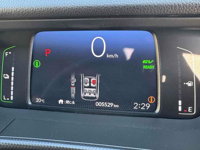 フィット ｅ：ＨＥＶベーシック　ドライブレコーダー　ＥＴＣ　バックカメラ　ナビ　クリアランスソナー　オートクルーズコントロール　レーンアシスト　衝突被害軽減システム　アルミホイール　オートライト　ＬＥＤヘッドランプ　スマートキー（25枚目）