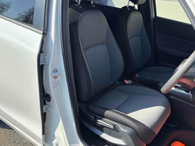 フィット ｅ：ＨＥＶベーシック　ドライブレコーダー　ＥＴＣ　バックカメラ　ナビ　クリアランスソナー　オートクルーズコントロール　レーンアシスト　衝突被害軽減システム　アルミホイール　オートライト　ＬＥＤヘッドランプ　スマートキー（36枚目）