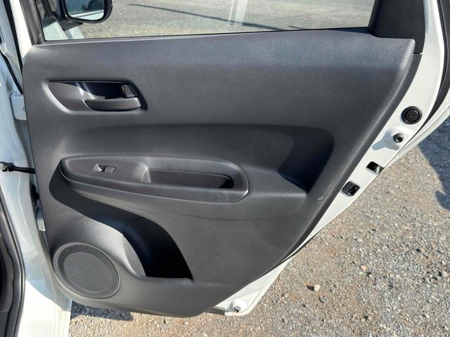 フィット ｅ：ＨＥＶベーシック　ドライブレコーダー　ＥＴＣ　バックカメラ　ナビ　クリアランスソナー　オートクルーズコントロール　レーンアシスト　衝突被害軽減システム　アルミホイール　オートライト　ＬＥＤヘッドランプ　スマートキー（50枚目）