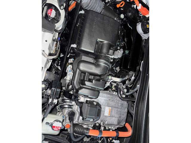 フィット ｅ：ＨＥＶベーシック　ドライブレコーダー　ＥＴＣ　バックカメラ　ナビ　クリアランスソナー　オートクルーズコントロール　レーンアシスト　衝突被害軽減システム　アルミホイール　オートライト　ＬＥＤヘッドランプ　スマートキー（66枚目）