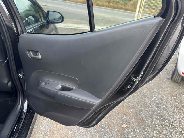 アクア ＧＲスポーツ　ドライブレコーダー　バックカメラ　クリアランスソナー　オートクルーズコントロール　レーンアシスト　衝突被害軽減システム　アルミホイール　オートマチックハイビーム　オートライト　ＬＥＤヘッドランプ（64枚目）