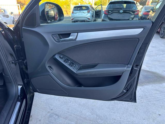 A4 2.0TFSIクワトロ 4WD ETC バックカメラ ナビ TV アルミホイール オートライト HID AT スマートキー 盗難防止システム パワーシート CD ABS エアコン パワーステアリング パワーウィンドウ(31枚目)