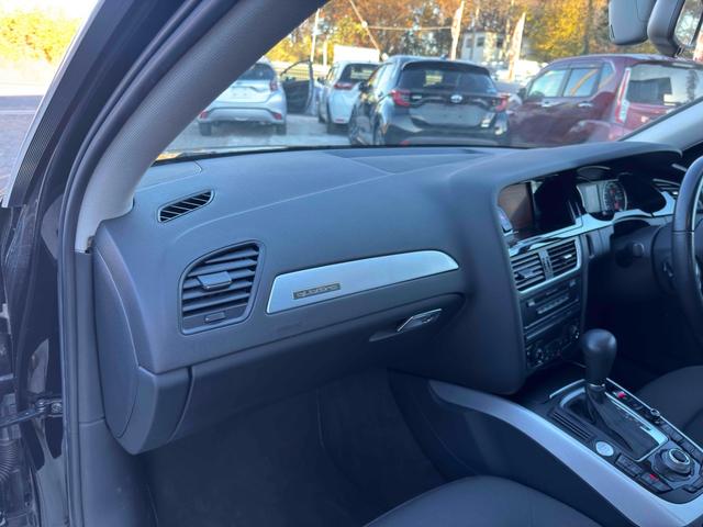 A4 2.0TFSIクワトロ 4WD ETC バックカメラ ナビ TV アルミホイール オートライト HID AT スマートキー 盗難防止システム パワーシート CD ABS エアコン パワーステアリング パワーウィンドウ(40枚目)