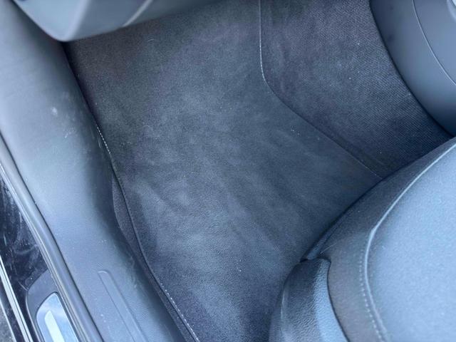 A4 2.0TFSIクワトロ 4WD ETC バックカメラ ナビ TV アルミホイール オートライト HID AT スマートキー 盗難防止システム パワーシート CD ABS エアコン パワーステアリング パワーウィンドウ(42枚目)