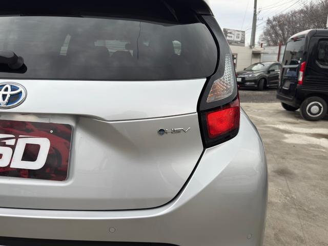 アクア Ｘ　Ｚ　ラフィネ仕様　純正　ディズプレイオーディオ　ナビ機能なし　レーダークルーズコントロール　バックカメラ　コーナーセンサー　ＬＥＤヘッドライト　オートマチックハイビーム　ＥＴＣ　衝突軽減システム（9枚目）