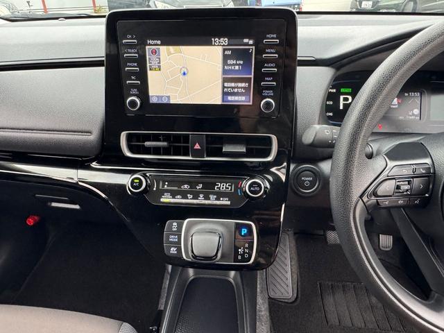 アクア Ｘ　Ｚ　ラフィネ仕様　純正　ディズプレイオーディオ　ナビ機能なし　レーダークルーズコントロール　バックカメラ　コーナーセンサー　ＬＥＤヘッドライト　オートマチックハイビーム　ＥＴＣ　衝突軽減システム（29枚目）