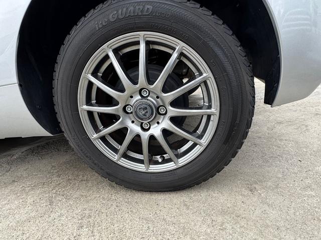 アクア Ｘ　Ｚ　ラフィネ仕様　純正　ディズプレイオーディオ　ナビ機能なし　レーダークルーズコントロール　バックカメラ　コーナーセンサー　ＬＥＤヘッドライト　オートマチックハイビーム　ＥＴＣ　衝突軽減システム（71枚目）