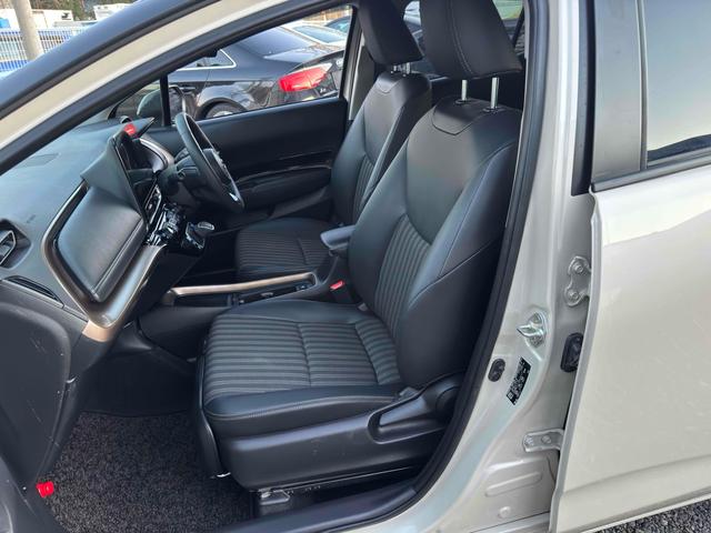 アクア Ｚ　ラフィネ　ＥＴＣ　全周囲カメラ　ナビ　クリアランスソナー　ＢＳＭ　クルーズコントロール　レーンアシスト　パークアシスト　アルミホイール　オートマチックハイビーム　オートライト　パワーシート　スマートキー（52枚目）