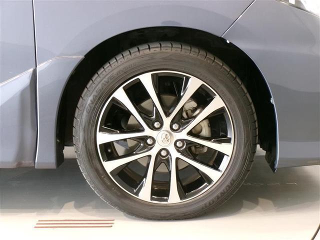 純正のアルミホイール装着車です。タイヤサイズは２２５／５０Ｒ１８です。