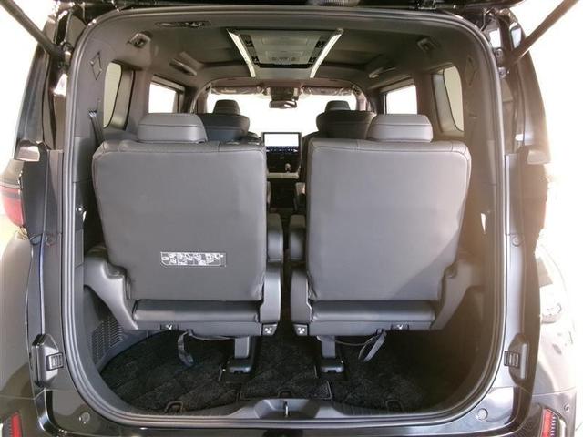 ヴェルファイアハイブリッド Ｚ　プレミア　革シート　サンルーフ　フルセグ　メモリーナビ　ミュージックプレイヤー接続可　バックカメラ　衝突被害軽減システム　ＥＴＣ　両側電動スライド　ＬＥＤヘッドランプ　乗車定員７人　３列シート（16枚目）