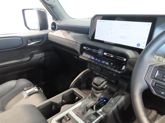 ＶＸ　ＬＥＤランプ　クルコン　寒冷地仕様車　地デジＴＶ　パワーウィンドウ　スマキー　助手席エアバッグ　バックモニター　Ｐシート　アルミホイール　革Ｓ　ミュージックプレイヤー接続可　三列シート　ＥＴＣ　ＡＢＳ（画像12）