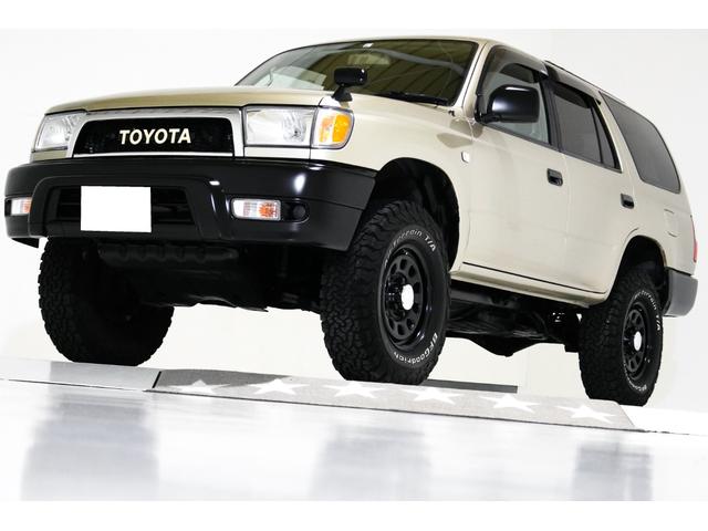 ＳＳＲ－Ｘ　４ＷＤ　ナロー仕様　全塗装　ヴィンテージホイール　ヴィンテージグリル　ＴＯＹＯＴＡエンブレム　ナロー用タイヤ　前後クロームメッキバンパー　ヘッドライト　コーナーランプ　ウインカー　マーカー　テール(17枚目)