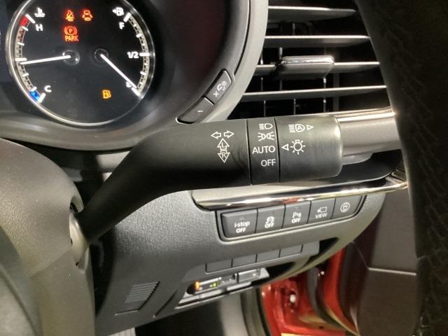 ＭＡＺＤＡ３ファストバック １．５　１５Ｓ　ツーリング　６ＭＦ　フルセグテレビ　レーンアシスト　アダプティブクルーズ　ワンオーナ　コーナーセンサー　ＤＶＤ　ＥＴＣ車載器　ＵＳＢ接続　ＬＥＤヘッド　記録簿　横滑り防止システム　ドライブレコーダー　イモビ（26枚目）