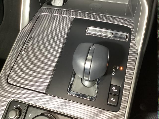 CX-80 3.3 XDハイブリッド エクスクルーシブ スポーツ ディー 7人乗り デモUP パノラマサンルーフ Bluetooth オートライト レザーシート アダプティブクルーズコントロール パワーシート サンルーフ 3列シート シートヒーター オートマチックハイビーム(24枚目)