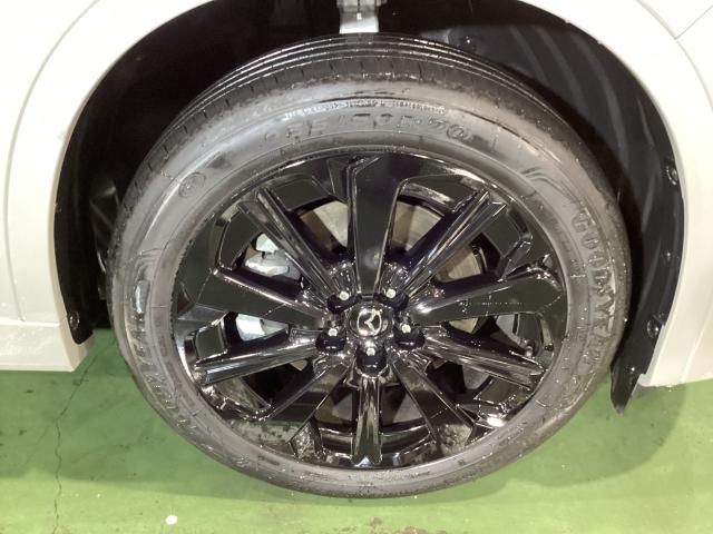 CX-80 3.3 XDハイブリッド エクスクルーシブ スポーツ ディー 7人乗り デモUP パノラマサンルーフ Bluetooth オートライト レザーシート アダプティブクルーズコントロール パワーシート サンルーフ 3列シート シートヒーター オートマチックハイビーム(35枚目)