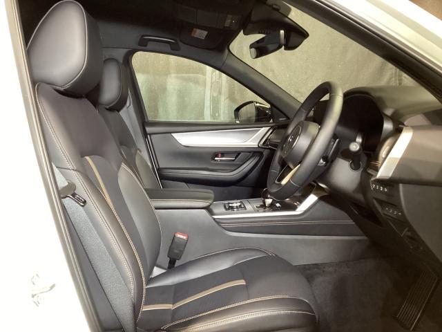 CX-80 3.3 XDハイブリッド エクスクルーシブ スポーツ ディー 7人乗り デモUP Bluetooth オートライト レザーシート アダプティブクルーズコントロール パワーシート 3列シート シートヒーター オートマチックハイビーム 4WD クリアランスソナー(7枚目)