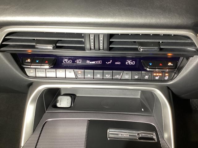 CX-80 3.3 XDハイブリッド エクスクルーシブ スポーツ ディー 7人乗り デモUP Bluetooth オートライト レザーシート アダプティブクルーズコントロール パワーシート 3列シート シートヒーター オートマチックハイビーム 4WD クリアランスソナー(22枚目)