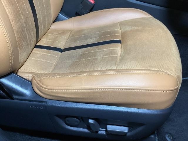 ＣＸ－６０ ３．３　ＸＤハイブリッド　プレミアム　スポーツ　ディーゼルタ　パノラマサンルーフ　Ｃセンサー　フルセグテレビ　ムーンルーフ　横滑り防止装置　アラウンドビューモニター　シートヒータ　追従クルコン　電動リヤゲート　Ｂｌｕｅｔｏｏｔｈオーディオ　ドライブレコーダー（8枚目）