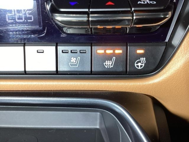 ＣＸ－６０ ３．３　ＸＤハイブリッド　プレミアム　スポーツ　ディーゼルタ　パノラマサンルーフ　Ｃセンサー　フルセグテレビ　ムーンルーフ　横滑り防止装置　アラウンドビューモニター　シートヒータ　追従クルコン　電動リヤゲート　Ｂｌｕｅｔｏｏｔｈオーディオ　ドライブレコーダー（22枚目）