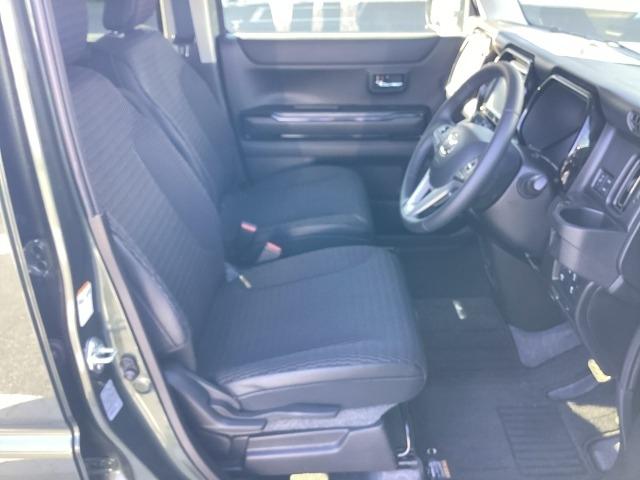 フレアクロスオーバー ６６０　ＸＳ　ＨＹＢＲＩＤ　ＸＳ　Ｂｌｕｅｔｏｏｔｈ接続　フルセグＴＶ　ＥＴＣ　デュアルカメラブレーキサポート　ＬＥＤヘッドライト　スマートキー　シートヒーター　オートライト　メモリナビ　Ｐソナー（7枚目）