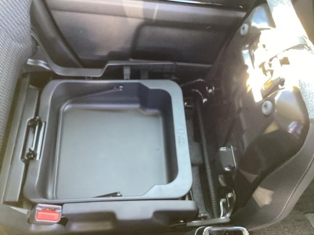 フレアクロスオーバー ６６０　ＸＳ　ＨＹＢＲＩＤ　ＸＳ　Ｂｌｕｅｔｏｏｔｈ接続　フルセグＴＶ　ＥＴＣ　デュアルカメラブレーキサポート　ＬＥＤヘッドライト　スマートキー　シートヒーター　オートライト　メモリナビ　Ｐソナー（39枚目）