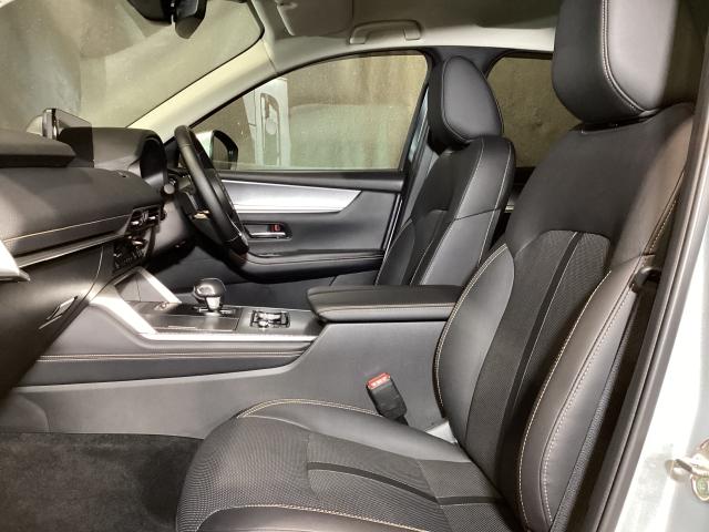 ＣＸ－６０ ２．５　２５Ｓ　Ｌパッケージ　シートヒータ　車線逸脱警告　革Ｓ　衝突被害軽減ブレーキ　Ｐシート　オートマチックハイビーム　メモリーナビ　Ｂｌｕｅｔｏｏｔｈ　スマートキー　オートライト　オートエアコン　キ－レス　１オーナー　ＥＴＣ（9枚目）