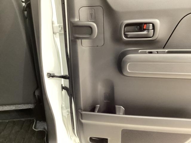 �㕔���Ȃɂ̓A���u�����z���_�[���������܂��B�����P���Ăł��ˁB