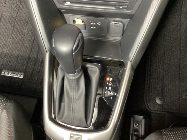 ＭＡＺＤＡ２ １．５　１５Ｓ　ブラック　トーン　エディション　３６０ビューモニター　レーダーブレーキ　ＤＶＤプレーヤー　Ｐセンサー　追従クルーズ　１オーナー　車線逸脱警報　ＬＥＤライト　ＢＴオーディオ　記録簿　オートエアコン　ＵＳＢ　ドラレコ　フルセグ　ナビＴＶ（22枚目）