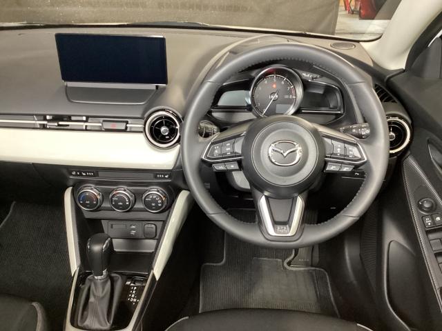 ＭＡＺＤＡ２ １．５　１５ＢＤ　ｉ　セレクション　４ＷＤ　３６０度ビューモニター　ＥＴＣ　オートライト　ＬＥＤ　シートヒーター（2枚目）